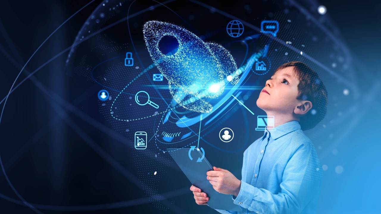 Technology in the Modern World: A Complete Overview