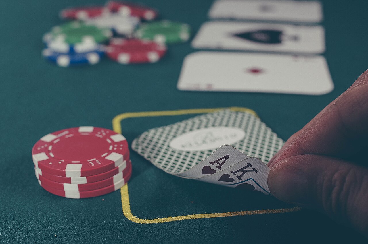 Teen Patti Hand Rankings and Table Decisions
