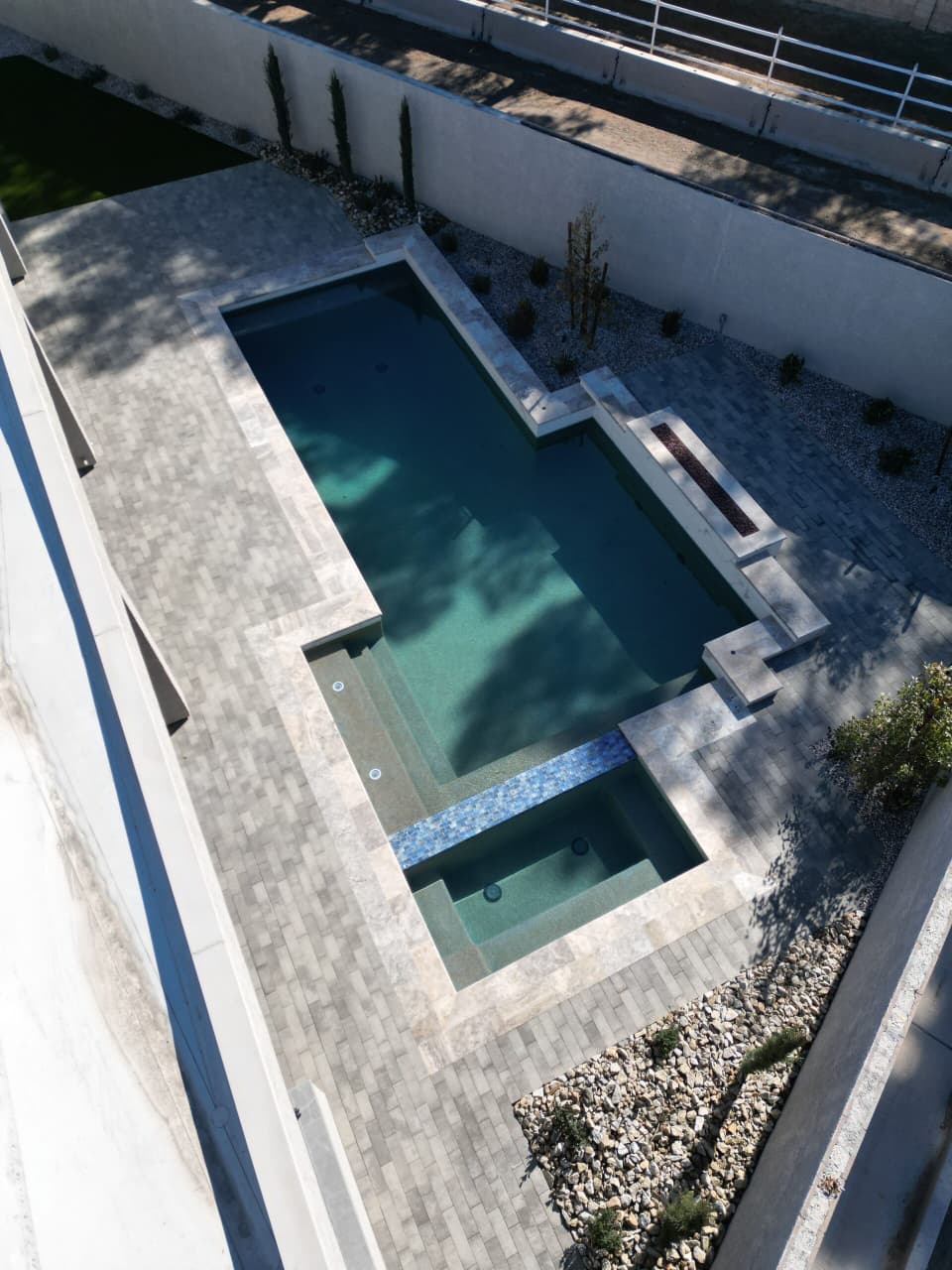 Award-Winning Pool Builder & Outdoor Space Designers
